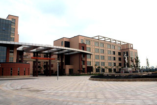 易地新建海宁市高级中学